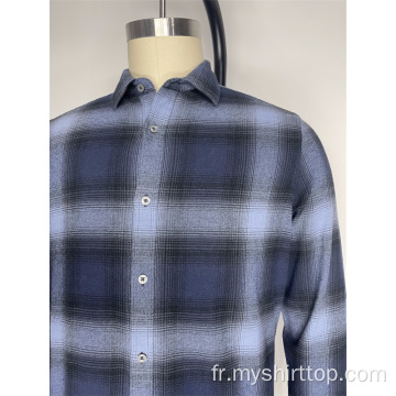 Chemise à carreaux bleu en flanelle masculine